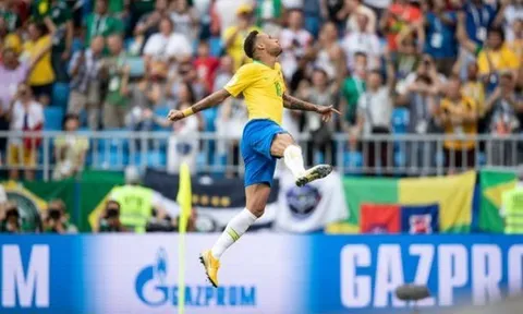 3 điều Mexico đã sai trong trận thua 0-2 trước Brazil