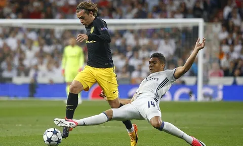 Alves kiến tạo để Higuain kết liễu Monaco ngay trên đất Pháp