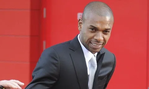 Zidane, Henry và đồng đội đánh bại đội bóng của HLV Wenger