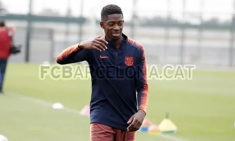 Sao trẻ Barca cười rạng rỡ sau khi tỏa sáng