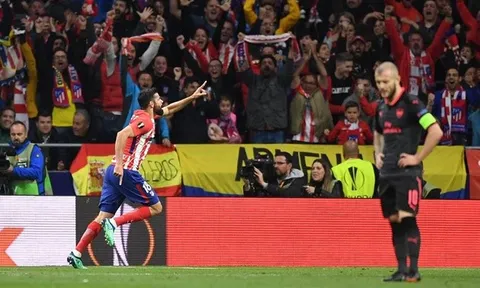 5 điểm nhấn Atletico 1-0 Arsenal: Diego Costa tinh quái, Koscielny dính vận đen