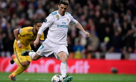 5 điểm nhấn Real Madrid 1-3 Juventus: Messi thua xa Ronaldo về bản lĩnh