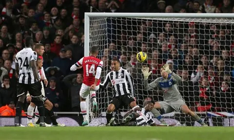 5 trận cầu nghẹt thở nhất lịch sử Premier League