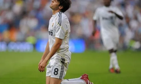 10 "của nợ" nổi tiếng nhất trong lịch sử Real Madrid: "Thiên thần" Kaka góp mặt