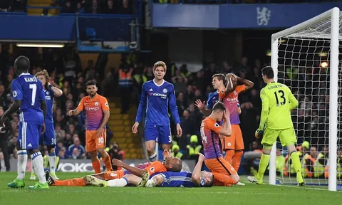 Hazard tỏa sáng, Chelsea nhấn chìm Man City ngay tại Stamford Bridge