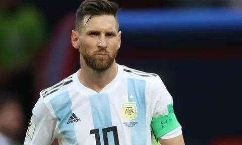 Tevez nói lời thẳng thắn về Messi sau kì World Cup thất bại