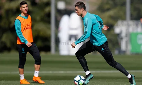 Muốn vượt mặt Messi, Ronaldo tập như điên cuồng