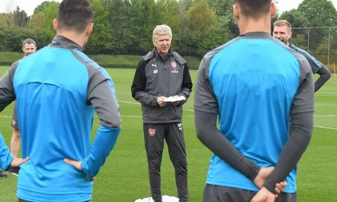 Chia tay Arsenal, đâu sẽ là điểm đến lý tưởng cho HLV Wenger?