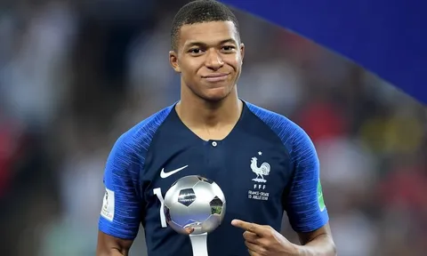 NÓNG: Mbappe chính thức lên tiếng trước sự quan tâm của MU, Real