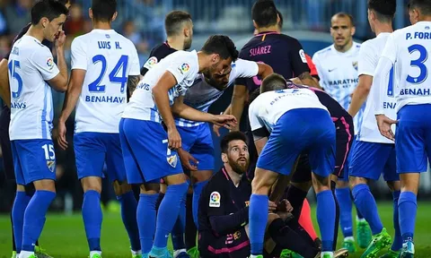 Chùm ảnh: Malaga tạo 'cơn địa chấn' khi quật ngã Barca trên sân nhà