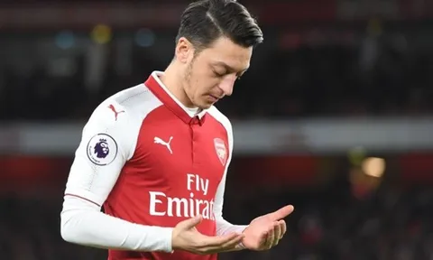 NHM Arsenal phấn khởi với trạng thái mới nhất của Ozil