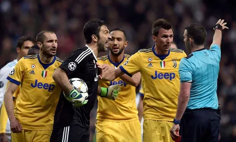 Câu chuyện bí ẩn nào xảy ra trong đường hầm sau trận Juve - Real?