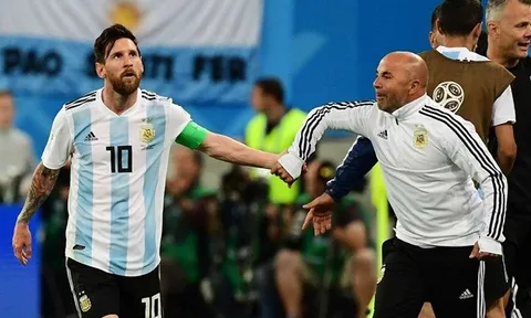 'Lionel Messi đã đúng khi kiểm soát ĐT Argentina'
