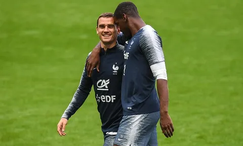 Trước trận gặp Peru, Pogba làm điều thú vị này với Griezmann trên sân tập