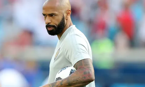 NÓNG: Thierry Henry 'đồng ý' dẫn dắt Aston Villa