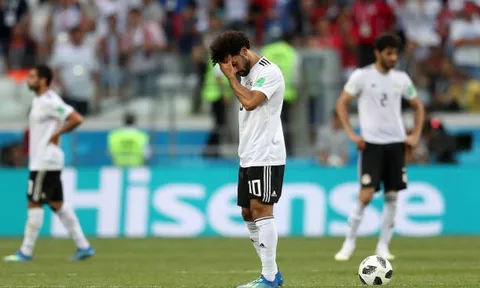 Mohamed Salah tái hiện hình ảnh Messi trong ngày chia tay World Cup