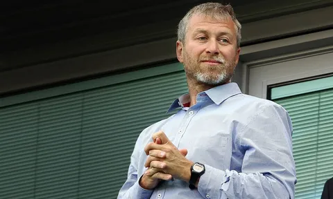 SỐC! Abramovich rút 1 tỉ bảng khỏi kế hoạch xây SVĐ Chelsea để 'trả đũa' chính quyền Anh