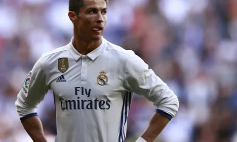 Ai cho Ronaldo có quyền chảnh chọe ở Real Madrid?