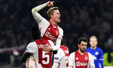 Ajax: Hạ M.U bằng niềm cảm hứng Johan Cruyff