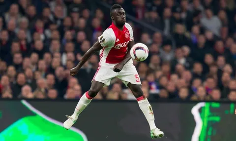 Ajax tuyệt vọng, hàng hot Nam Mỹ cập bến Ngoại hạng Anh