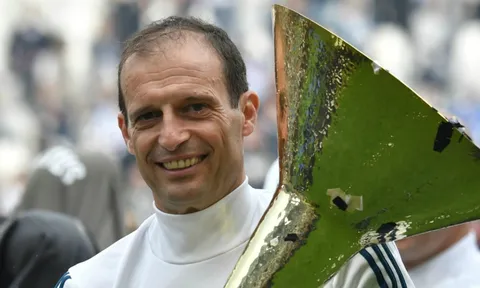 Allegri từ chối gia hạn với Juventus, nhưng...