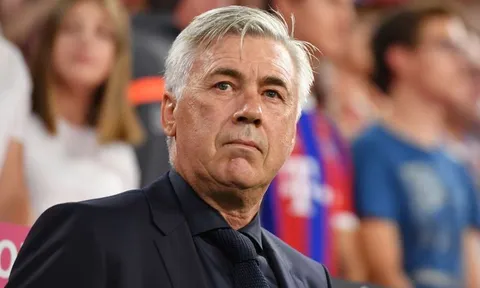 Ancelotti: "Xấu hổ là điều cần thiết dành cho Napoli lúc này"
