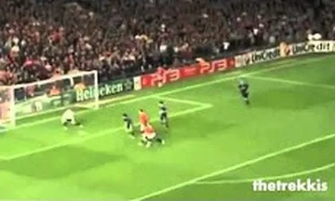 Anderson, Cậu Bé Vàng mãi không chịu lớn