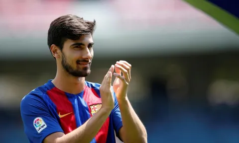 Andre Gomes và những khoảnh khắc đáng nhớ tại Barca mùa vừa qua