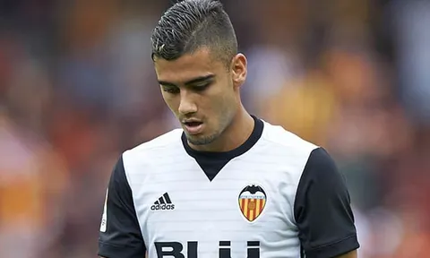 Andreas Pereira chọn Man Utd hay Valencia?