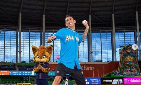 Angel Di Maria tập làm cầu thủ bóng chày