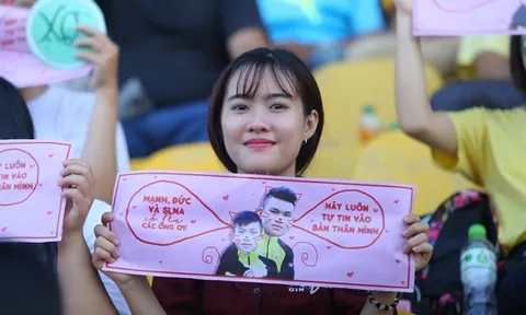 “Bóng hồng” xứ Nghệ đọ nhan sắc cùng dàn "hot girl" Cần Thơ