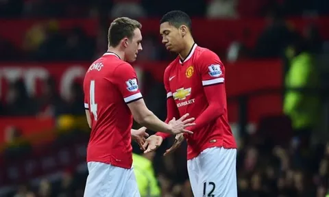 Trung vệ Man Utd sẵn sàng cạnh tranh với tân binh