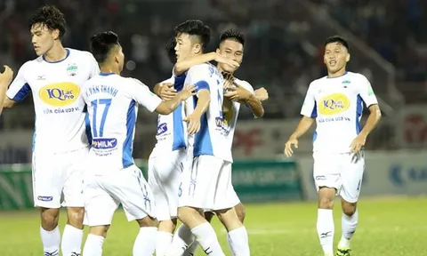 Bầu Tú bỏ tranh cử, BHL và NHM HAGL “mừng ra mặt”