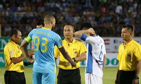 5 điểm nhấn vòng 7 V-League 2018: Trọng tài lại khiến V-League “nổi sóng”