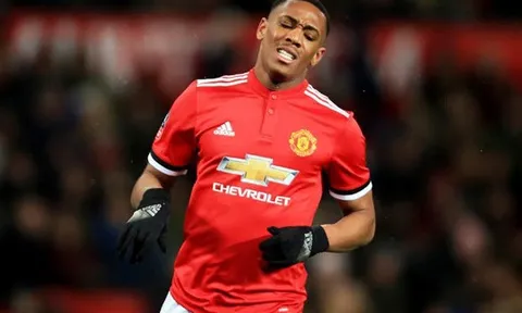 Huyền thoại Arsenal khuyên Martial gia nhập Pháo thủ