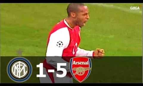Arsenal từng hủy diệt Inter Milan 5-1 (2003/04)