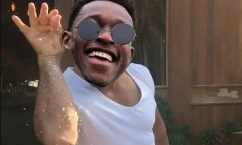 Arsenal tung loạt ảnh chế cực hài về 'King Welbeck'