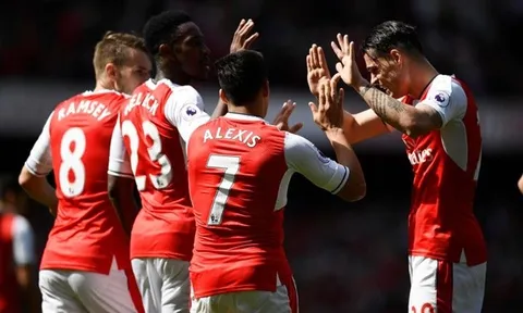 Arsenal vắt kiệt sức trong trận chiến trước Everton