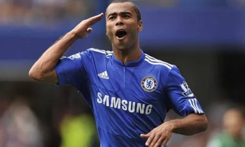 Ashley Cole thời còn đỉnh cao phong độ tại Chelsea