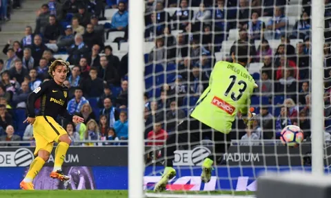 Atletico Madrid vượt khó trong ngày Griezmann cán mốc 100