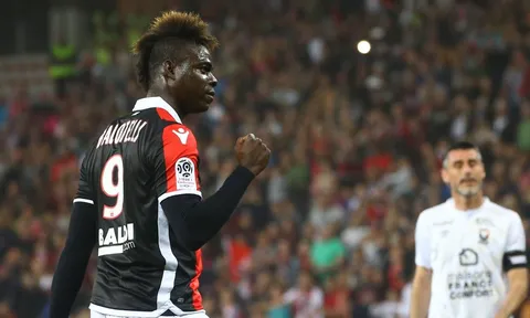 Balotelli cán mốc 100: Sự trở lại hoàn hảo