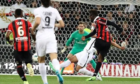 Balotelli đập tan hy vọng của PSG trong ngày Di Maria và Motta nhận thẻ đỏ