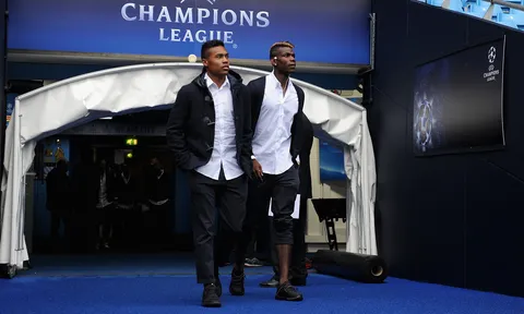 Bán Alex Sandro, Juventus đừng mong vô địch Champions League