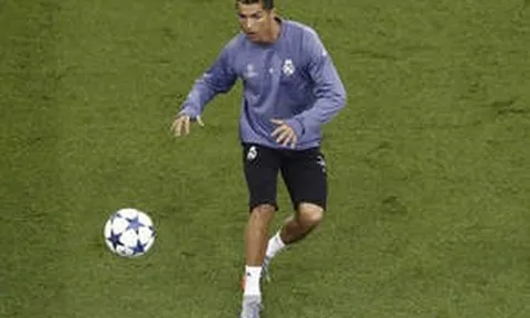 Bàn mở tỷ số của Ronaldo vs Juventus (CK Champions League 2017)