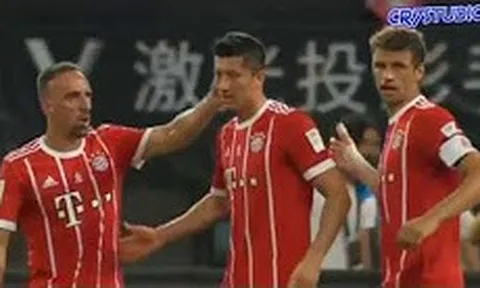 Bàn thắng của Robert Lewandowski vào lưới Arsenal