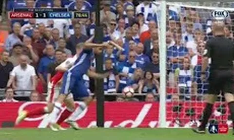 Bàn thắng gỡ hòa 1-1 của Diego Costa cho Chelsea (vs Arsenal)