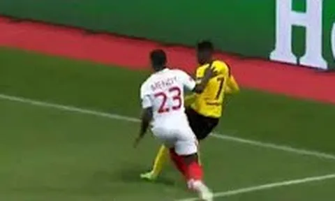 Bàn thắng rút ngắn tỷ số lên 1-2 của Marco Reus (Dortmund) vs Monaco