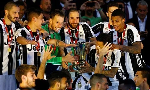 Bản tin BongDa ngày 18-5 | Thắng dễ Lazio, Juventus lần thứ 12 vô địch Coppa Italia
