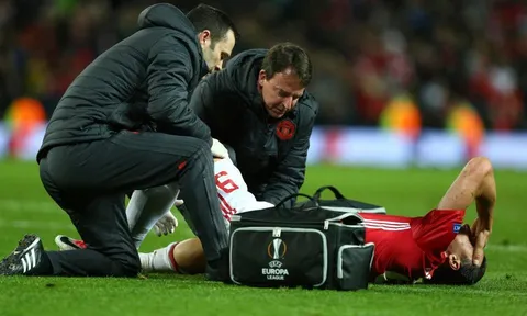 “Bão chấn thương” và lịch thi đấu ác mộng cho Man United