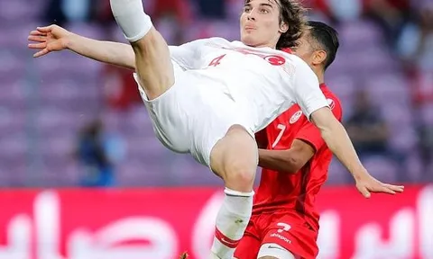 CĐV gây bạo loạn trong trận giao hữu tiền World Cup 2018